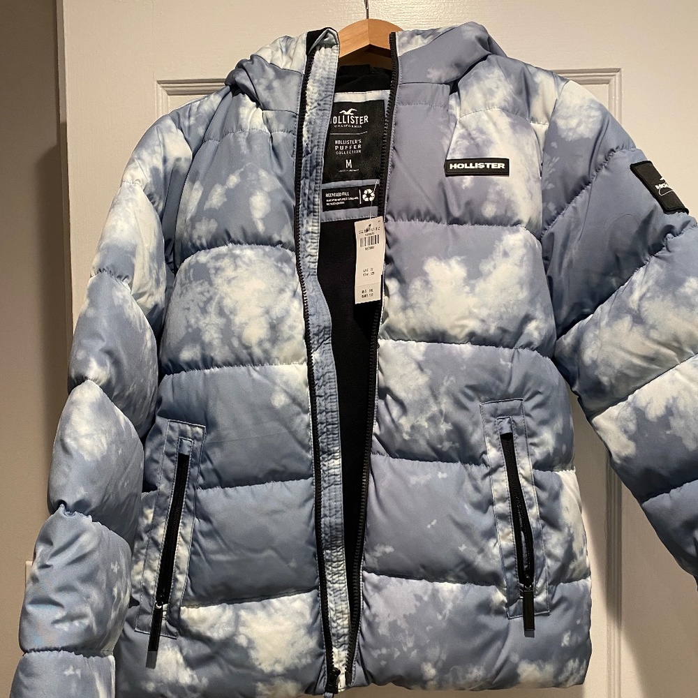 Hollister Size M Men’s Fleece-Lined Puffer Jacket NWT